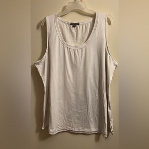 Peace & Pearls Stretch Top 🌷